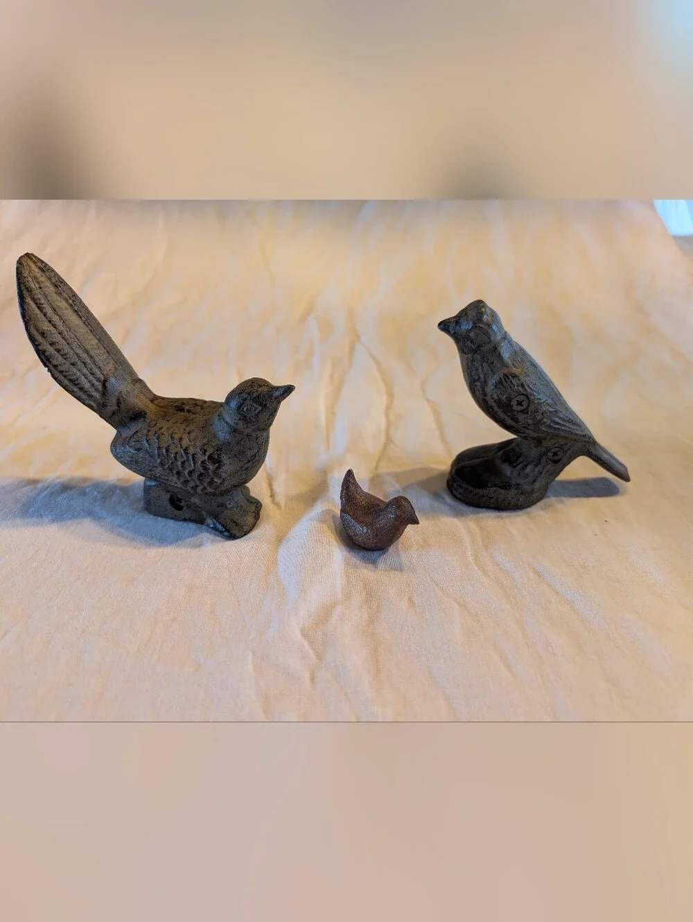 2/40$ Vintage Cast Iron Bird Figurine Trio in Black and Brown - Picture 2 of 12